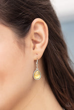 Load image into Gallery viewer, Iridescently Irresistible - Yellow