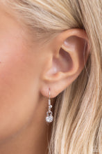 Load image into Gallery viewer, Spring Showcase - White