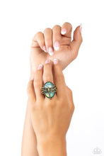 Load image into Gallery viewer, Dragonfly Dazzle Brass Ring
