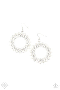 Pearly Poise White Earring