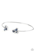 Load image into Gallery viewer, Going For Glitter Blue Bracelet
