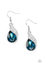 Load image into Gallery viewer, Easy Elegance blue earrings
