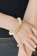 Load image into Gallery viewer, Traffic-Stopping Sparkle - Gold
