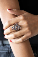 Load image into Gallery viewer, Artisan Artifice Copper Ring
